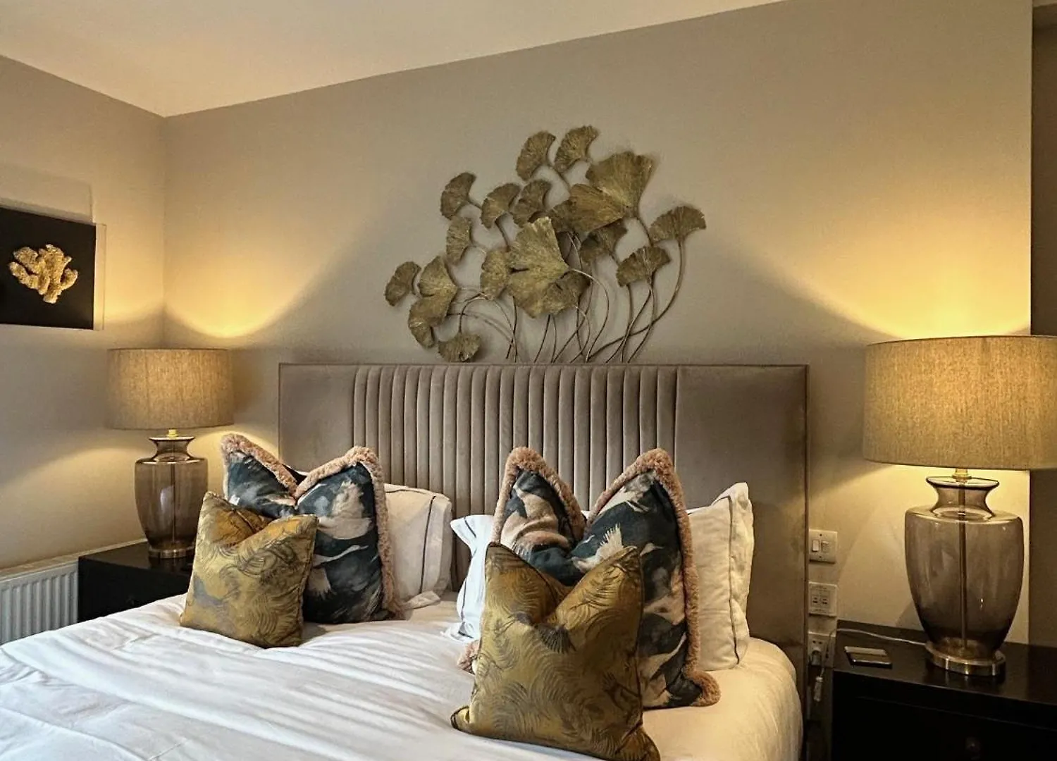 ***  לינה וארוחת בוקר הבדן ברידג' Hebden Townhouse בריטניה